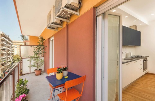 Cinecitta Apartment | Angolo Felice a Cinecittà - 3 bedroom apartment 3 minutes walk from Metro Line A