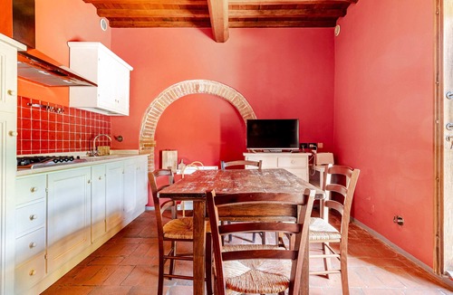 Castelfranco di Sopra Apartment | Apartment in Tuscan Farmhouse with Swimming Pool and All Amenities