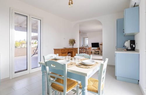 Santa Maria del Focallo Apartment | Apartment 'Oasi degli Dei' with Private Terrace, Wi-Fi and Air Conditioning