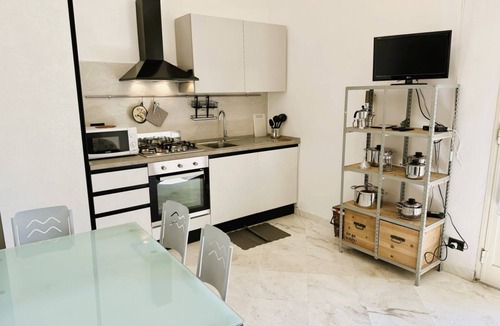 Marina di Massa Apartment | Apartment 3 rooms furnished with taste, 55/60mq, kitchenette/living room and one sofa beds, matrimonial bedroom, double bedroom, bathroom. Included of: tv washing machine balcony or small garden parking facilities nearby<br
