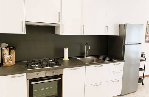Marina di Massa Apartment | Apartment 3 rooms furnished with taste, 55/60mq, kitchenette/living room and one sofa beds, matrimonial bedroom, double bedroom, bathroom. Included of: tv washing machine balcony or small garden parking facilities nearby<br