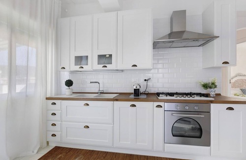 Scala Apartment | Apartment 'A Due Passi Dal Mare' with Sea View, Wi-Fi and Air Conditioning