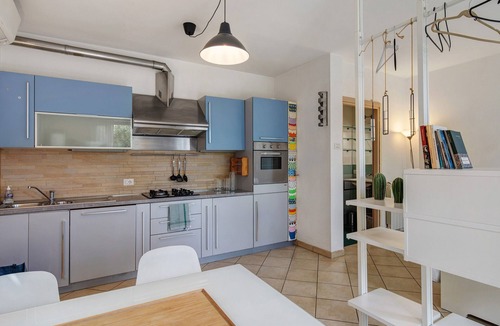 Lucca Apartment | Apartment 'Charming in Lucca' with Private Garden, Wi-Fi and Air Conditioning