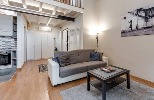 Isolotto Apartment | Apartment 'Easy Loft Firenze' with Wi-Fi and Air Conditioning