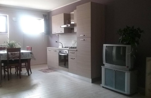 Castel di Sangro Apartment | Apartment 'I Tre Noci 2' with Mountain View, Shared Terrace and Wi-Fi