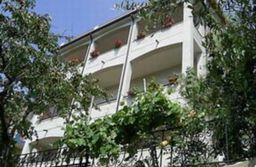 Copersito House | Apartment in the hills among orchards, olive groves, the sea and the National Park
