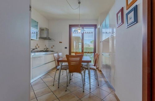 Fossanova San Marco Apartment | Apartment located on the ground floor of a modern terraced house with private entrance.Beautiful private garden with table and chairs for outdoor dining or simply relaxing.In 75 square meters of space it accommodates 6 people with a double bedroom, a sin