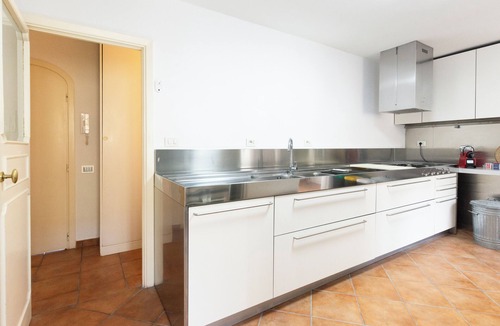 Rione VII Regola Apartment | Apartment located on the main floor of a historic building in the center of Rome