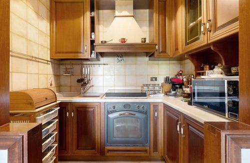 Trapani Apartment | Apartment 'L’uccello Pio' with Private Garden, Wi-Fi and Air Conditioning
