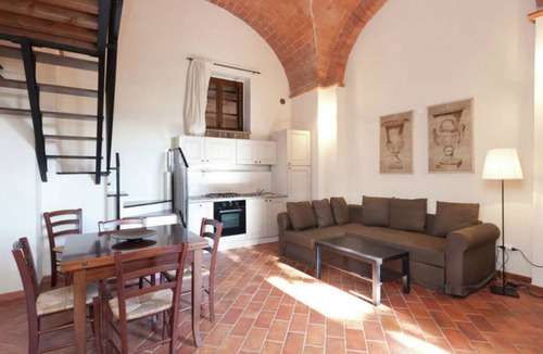Casalappi Apartment | Apartment mit offenem Schlafboden und Garten by Interhome