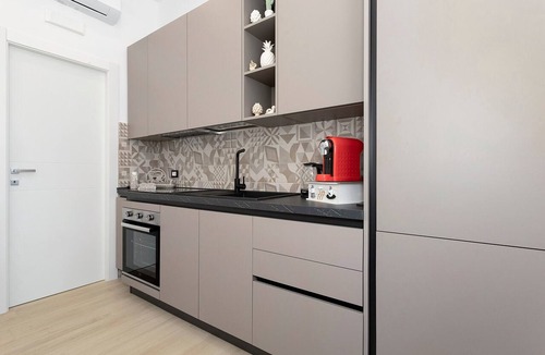 Zafferana Etnea Apartment | Apartment 'Perla Dell'Etna -' with Private Terrace, Wi-Fi and Air Conditioning
