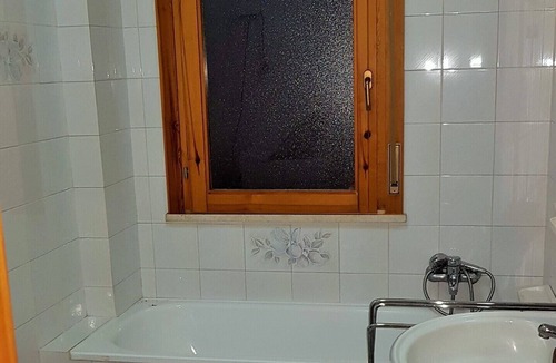 Caramanico Terme Apartment | Apartment with fireplace and view of the Orfento Valley