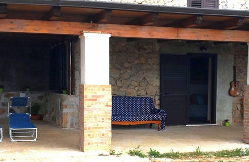 Gaeta Apartment | Apartment with garden, 2km from the beach