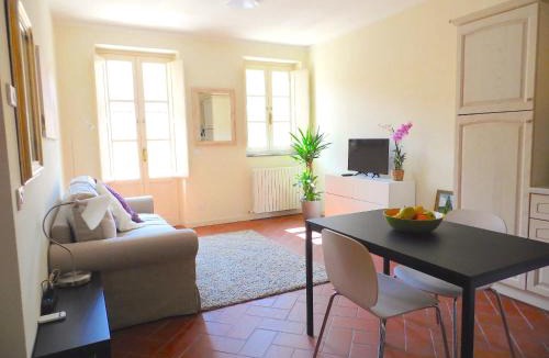 Lucca Historical Center Apartment | Appartamento Porta Elisa