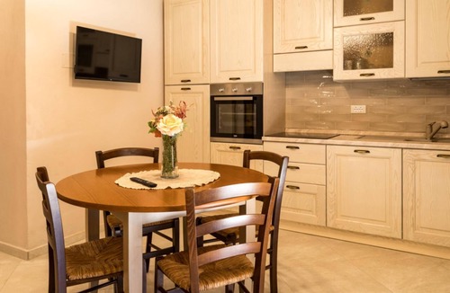 Le Piazze House | Arc two-bedroom apartment