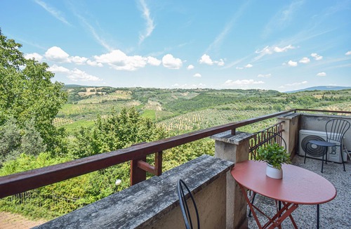 Monteleone Sabino Apartment | Awesome apartment in Monteleone Sabino with WiFi