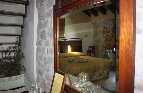 Pontremoli Bed & Breakfast | B&B Eremo Gioioso - Il Castagno room