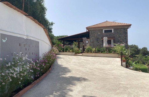 Marina di Ascea Bed & Breakfast | B&B Relais da Clorinda belvedere room 3.5 km from the sea