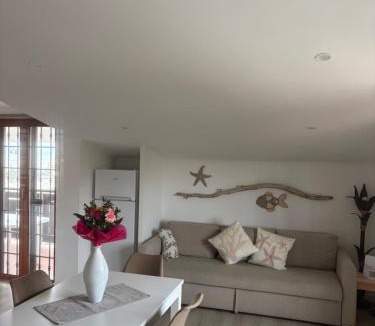 Focene Apartment | Beachfront Apartment with Private Beach Access - near Fiumicino Airport - Casa Romeo