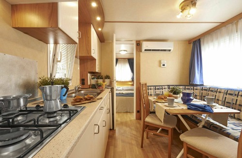 Baia Domizia House | Beautiful apartment in villa for 6 people with pool, WIFI, A/C, TV and terrace