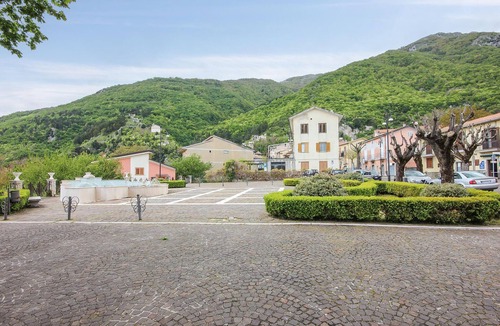 Senerchia House | Beautiful home in Senerchia with WiFi