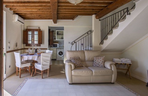 Pieve a Nievole Villa | Beautiful private villa with hot tub, WIFI, private pool, A/C, TV, patio and pets allowed