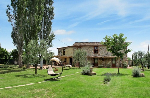 Castelvecchio Villa | Beautiful private villa for 14 guests with A/C, private pool, WIFI, TV, patio and pets allowed