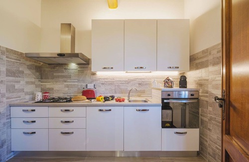 Corsanico House | Beautiful private villa for 8 guests with WIFI, A/C, private pool, TV, patio and pets allowed