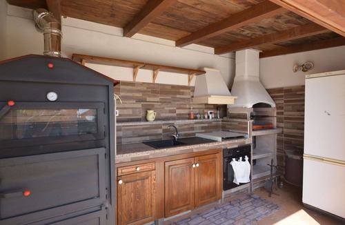 Solarino Villa | Beautiful private villa with WIFI, private pool, A/C, TV, patio, pets allowed and panoramic view