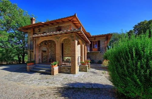 Ambra Villa | Beautiful private villa for 8 people with WIFI, private pool, TV, balcony and panoramic view