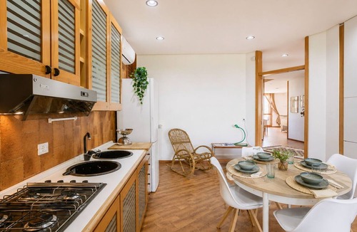 Comiso Villa | Beautiful private villa with WIFI, private pool, A/C, TV, patio, pets allowed and panoramic view