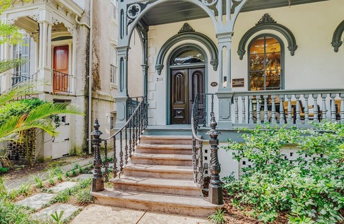 Historic Downtown Savannah Bed & Breakfast | Bellwether House
