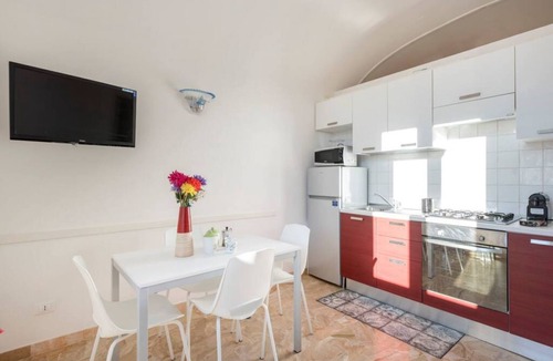 San Lorenzo Apartment | Between Termini & Colosseo