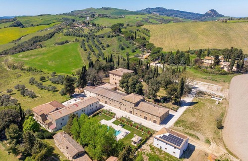 Volterra Villa | Borgo Ariano 5 – Apartment with pool