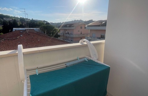 Pescara Apartment | Bright attic room 600 meters from the sea and the north Pescara Riviera