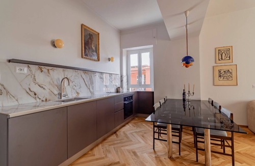 Aurelio Apartment | Bright Design Apartment near Vatican – Balcony & AC
