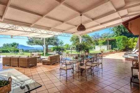 Termini Villa | Campanella Villas Gardens Pool Superview