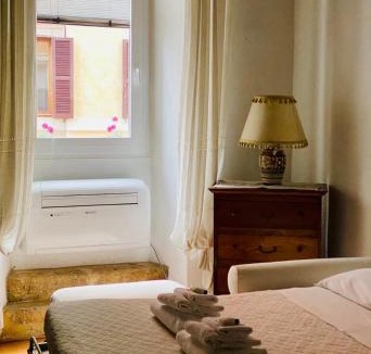 Rione VI Parione Apartment | Campo de' Fiori Eleonorhouse