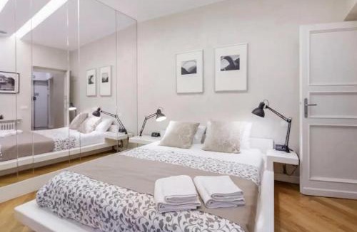 Navona Apartment | Campo dei Fiori modern apartment with terrace