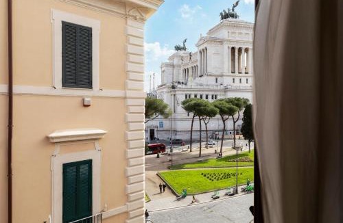 Rome City Centre Apartment | Casa Campidoglio -Luxury Apartment Piazza Venezia Direct View
