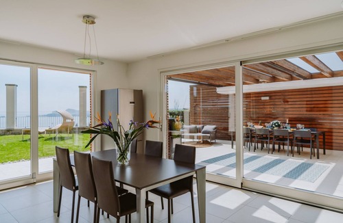 Gardone Riviera Villa | Casa Delle Arche - Five Bedroom Villa, Sleeps 10