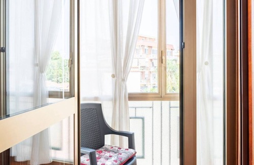 Prenestino-Centocelle Apartment | Casa di Tina - Luminosa e vicino Metro C