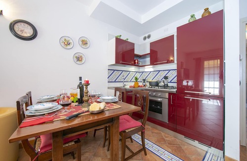 Colombare Apartment | Casa Emma with Pool, Garden and Garage, Sirmione, Italy