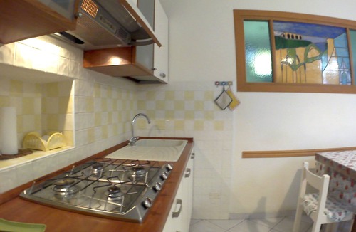 Terracina Apartment | Casa Lilla central WiFi, 2 max 3 beds, 700mt dal lido White Beach