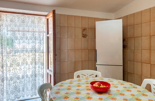 Trappeto Apartment | Casa Viola Apartment with Sea View, Terrace and Wi-Fi
