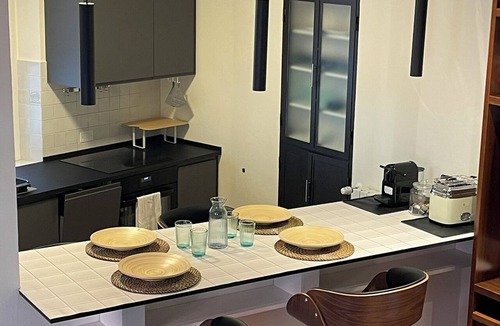 Pavia House | Casabella | Elegant single-family home just a stone's throw from the heart of Pavia and the train station