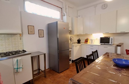 Nonantola Apartment | CasaDante: History and Comfort in Modena. Parking and Check-in 24/7