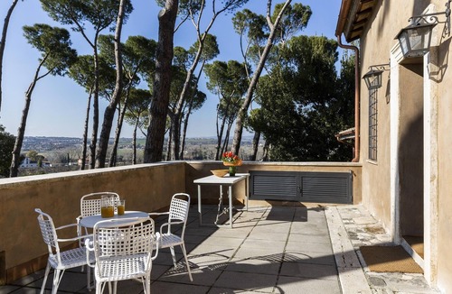 Zona III Marcigliana Apartment | Castello del Duca - Principe Superior Suite