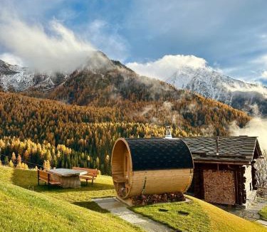 Quartiere XXIV Don Bosco Ski Chalet | Chalet Paradise Sauna and Panoramic Views of Monte Rosa and the Matterhorn