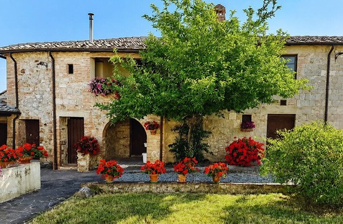 Monteroni d'Arbia House | Charming farmhouse with private pool and panoramic view of Siena
